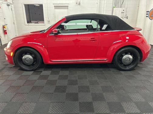 2016 Volkswagen Beetle 1.8T S