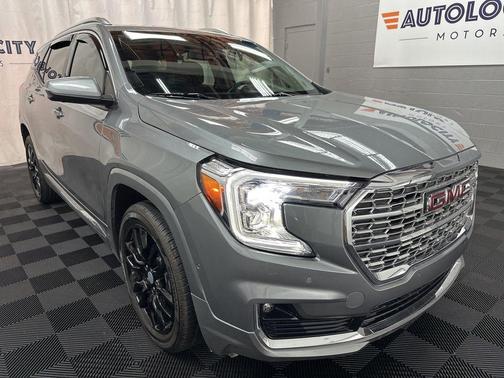 Sterling Metallic 2024 GMC Terrain Denali
