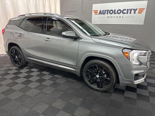 Sterling Metallic 2024 GMC Terrain Denali
