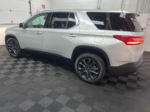 2021 Chevrolet Traverse RS