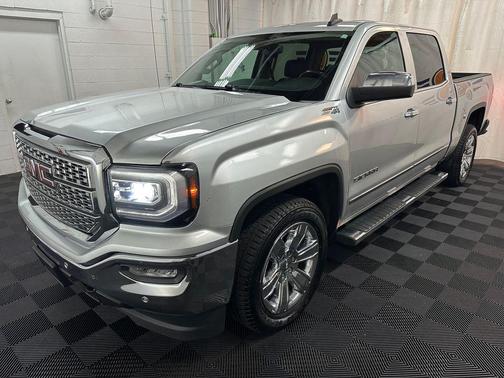 Quicksilver Metallic 2018 GMC Sierra 1500 SLT