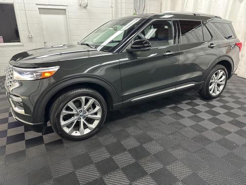 2023 Ford Explorer Platinum