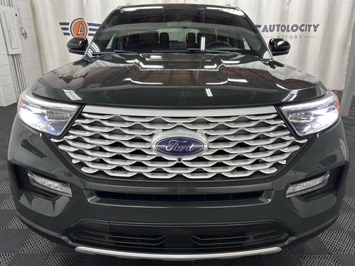 2023 Ford Explorer Platinum