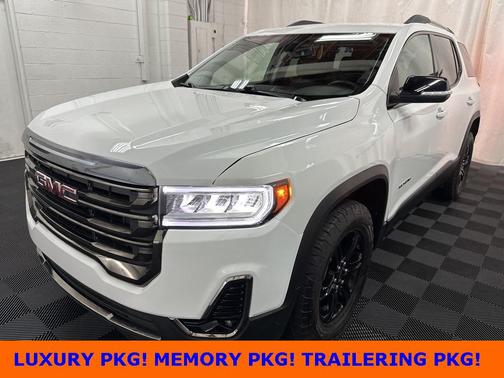 2023 GMC Acadia AWD AT4