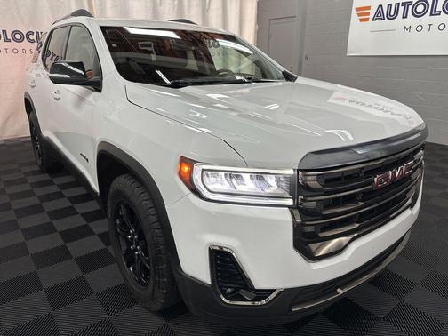 Summit White 2023 GMC Acadia AWD AT4