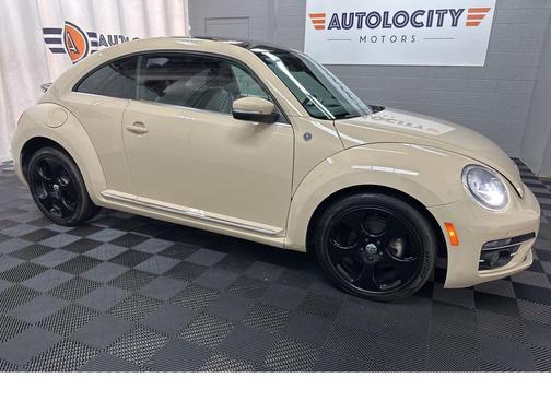 2019 Volkswagen Beetle 2.0T SE