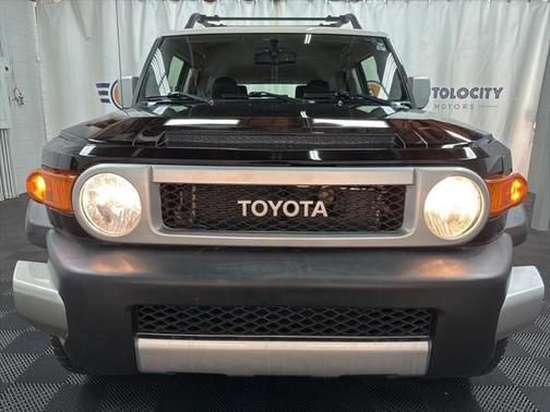 2014 Toyota FJ Cruiser Base