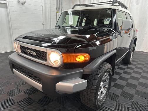 2014 Toyota FJ Cruiser Base