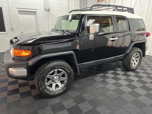 2014 Toyota FJ Cruiser Base