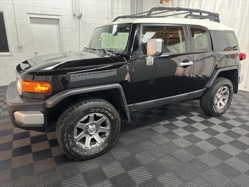 2014 Toyota FJ Cruiser Base
