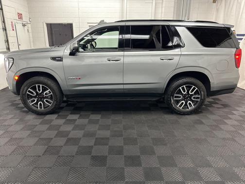 2024 GMC Yukon 4WD AT4