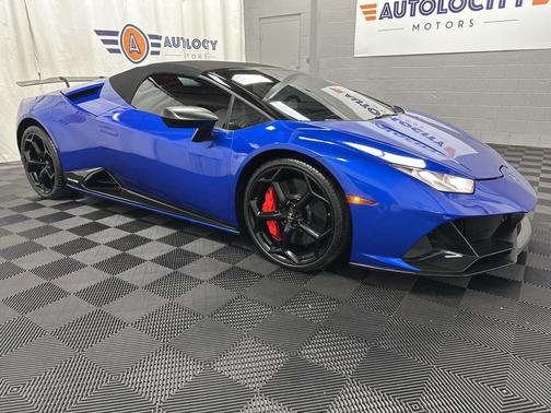 2020 Lamborghini Huracan EVO Base