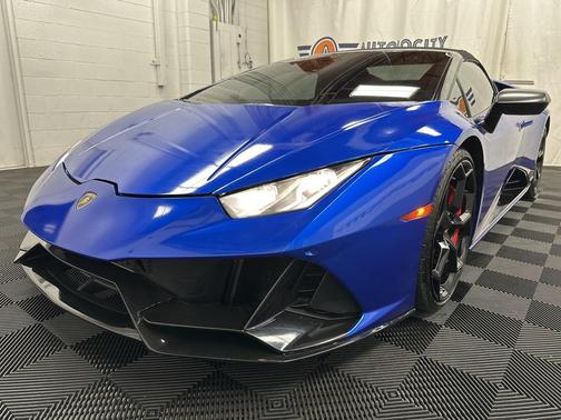 2020 Lamborghini Huracan EVO Base