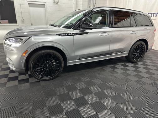 2023 Lincoln Aviator Reserve AWD