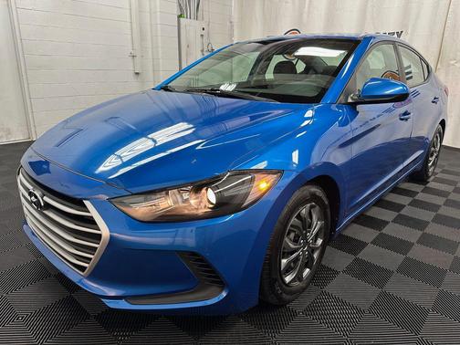 Electric Blue Metallic 2017 Hyundai ELANTRA SE