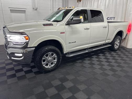 2021 RAM 2500 Laramie Crew Cab 4x4 6'4' Box