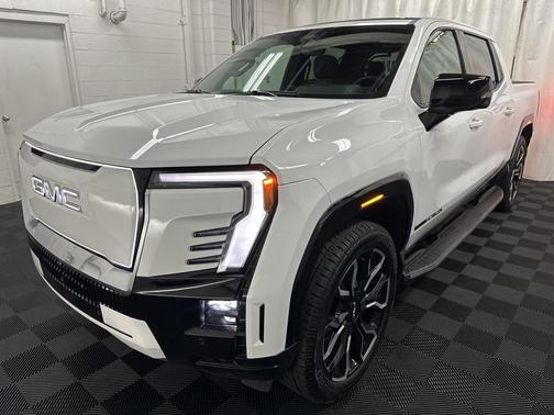 2025 GMC Sierra EV Max Range Denali
