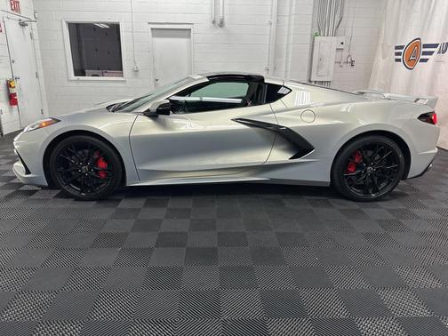 2024 Chevrolet Corvette Stingray w/1LT