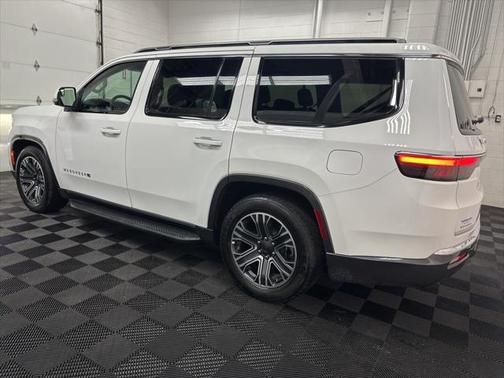 2022 Jeep Wagoneer Series III 4x4