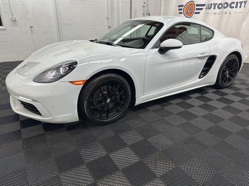 Carrara White Metallic 2019 Porsche 718 Cayman Base