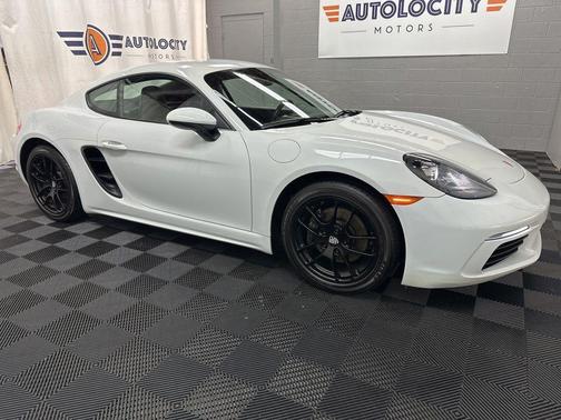 Carrara White Metallic 2019 Porsche 718 Cayman Base