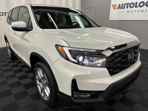 Platinum White Pearl 2025 Honda Passport AWD EX-L