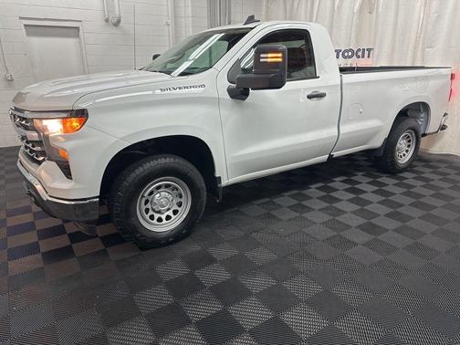 2025 Chevrolet Silverado 1500 WT