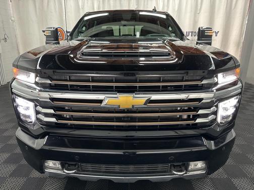 2023 Chevrolet Silverado 2500 High Country