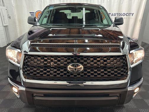 Midnight Black Metallic 2021 Toyota Tundra SR5