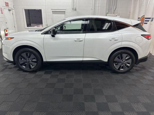 Everest White Pearl Tricoat 2025 Nissan Murano SL