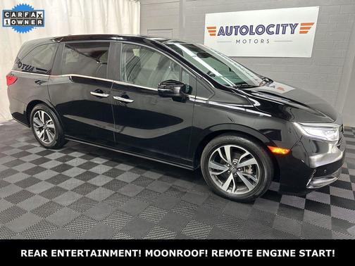 Crystal Black Pearl 2024 Honda Odyssey Touring