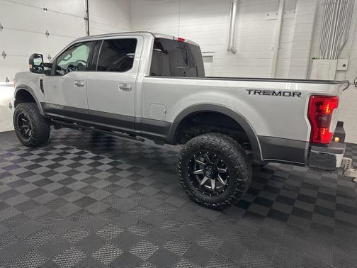 2017 Ford F-350 Lariat