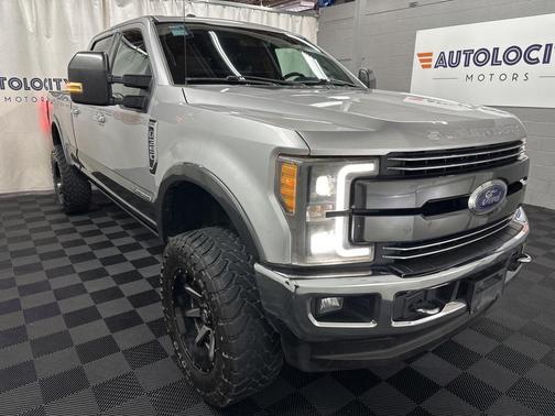 2017 Ford F-350 Lariat