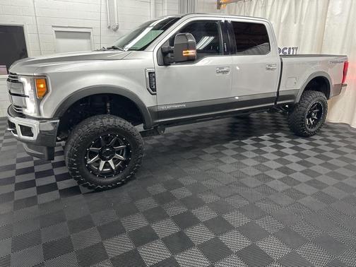 2017 Ford F-350 Lariat