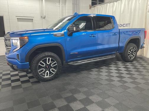 2022 GMC Sierra 1500 AT4