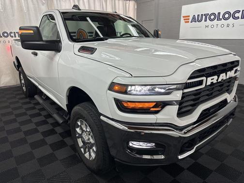 2025 RAM 2500 Tradesman Regular Cab 4x4 8' Box