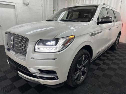 2019 Lincoln Navigator L Black Label
