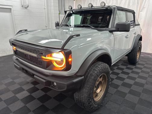 2021 Ford Bronco Outer Banks