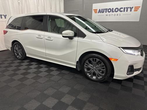 2025 Honda Odyssey Touring