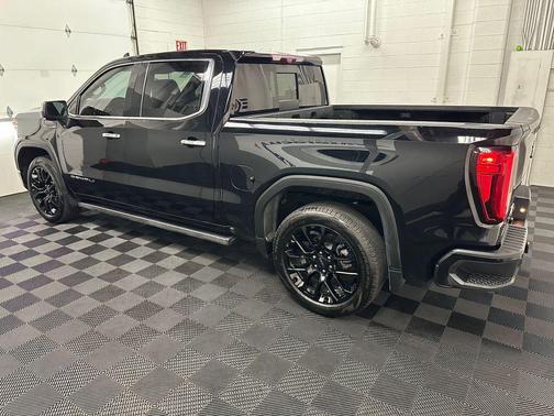 Onyx Black 2023 GMC Sierra 1500 Denali Ultimate
