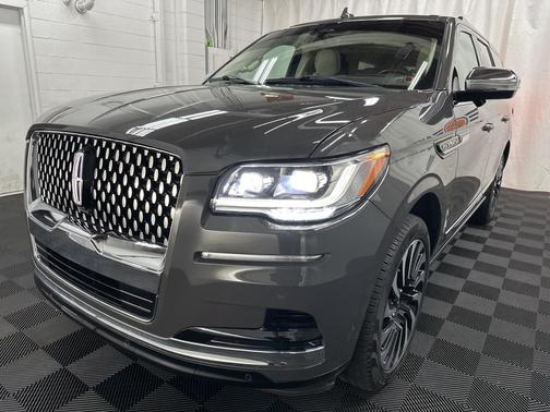 2023 Lincoln Navigator Black Label