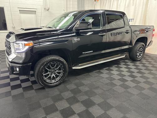2018 Toyota Tundra SR5