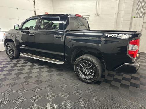 2018 Toyota Tundra SR5