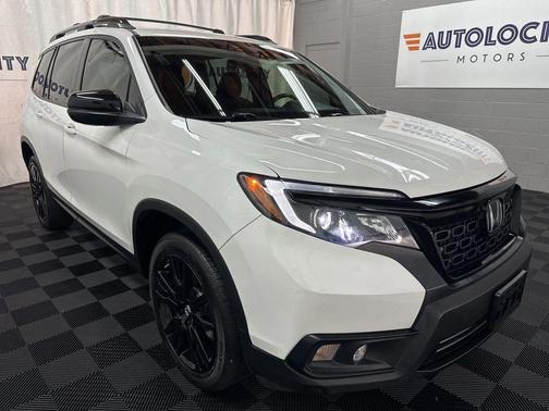 Platinum White Pearl 2021 Honda Passport AWD Sport