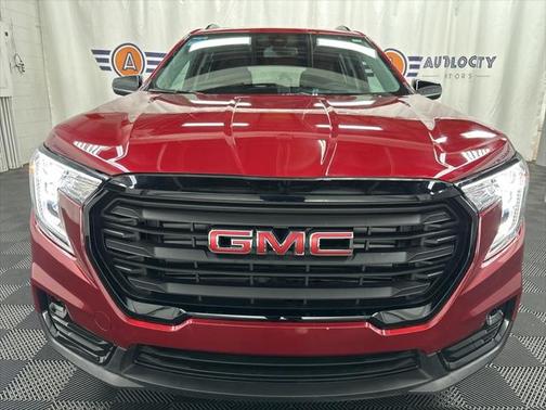 2024 GMC Terrain AWD AT4