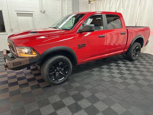 2022 RAM 1500 Classic Warlock Crew Cab 4x4 5'7' Box