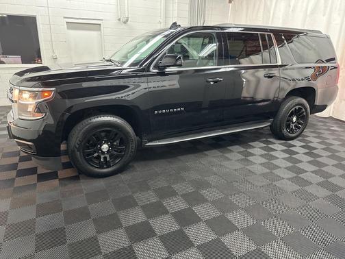 2019 Chevrolet Suburban LT