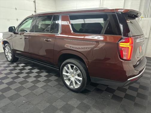 2023 Chevrolet Suburban 4WD High Country