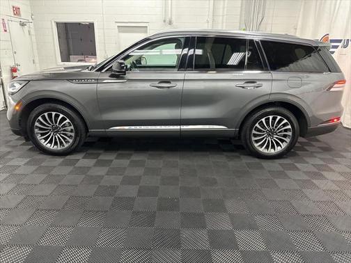 2024 Lincoln Aviator Premiere