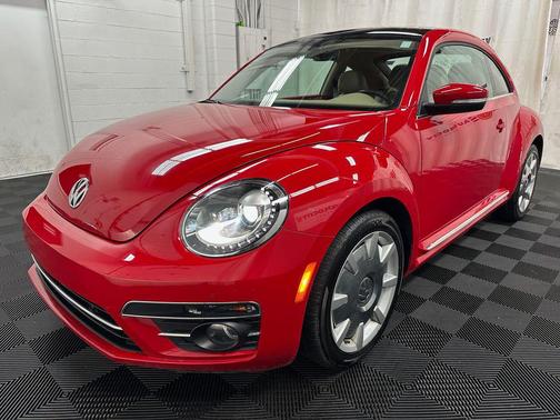 Tornado Red 2019 Volkswagen Beetle 2.0T SE
